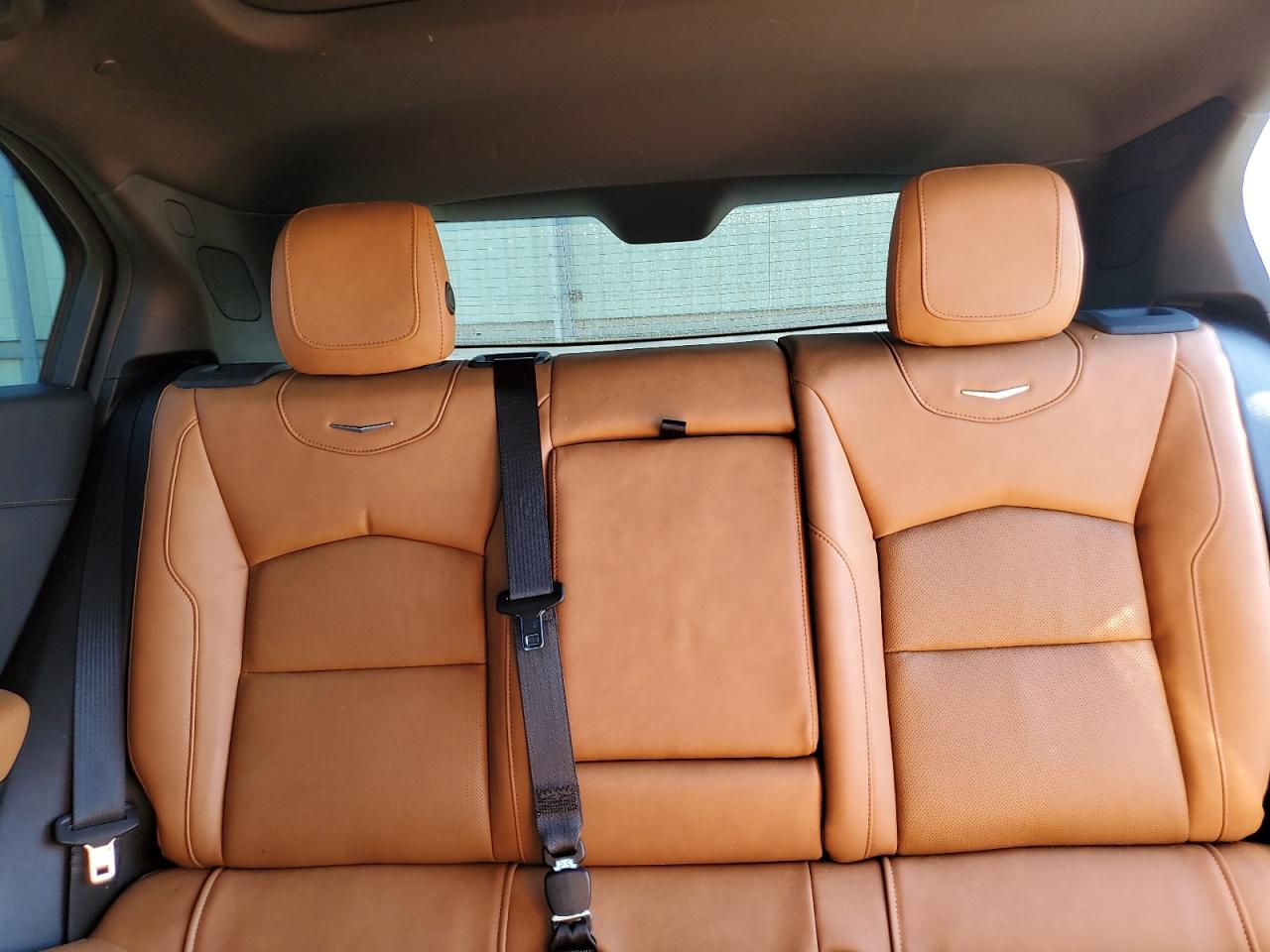 2022 Cadillac Xt4 Premium Luxury VIN: 1GYFZDR49NF105826 Lot: 80816215