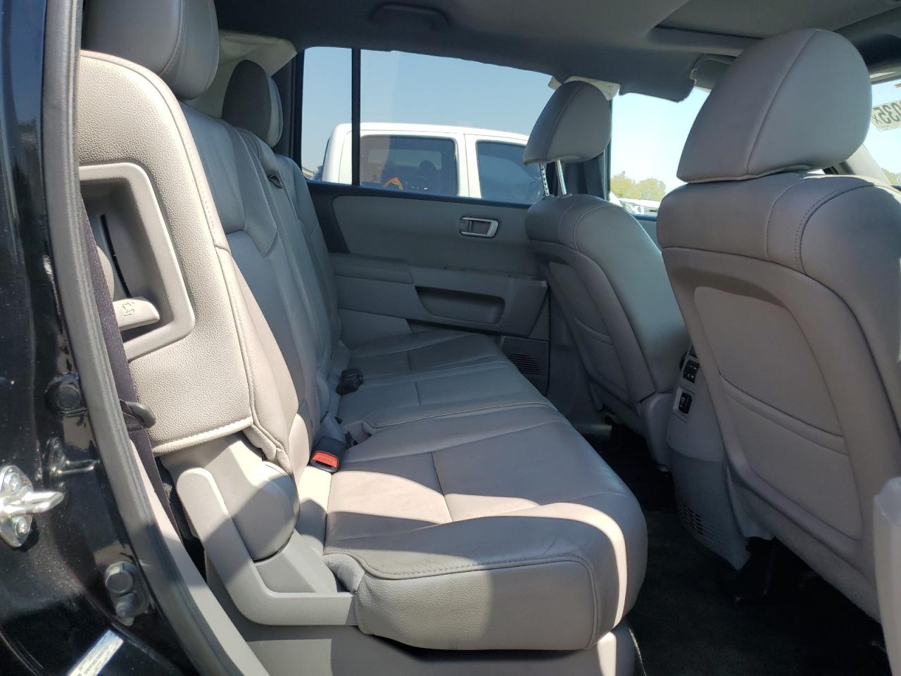 2014 Honda Pilot Exl VIN: 5FNYF3H57EB001755 Lot: 81378035