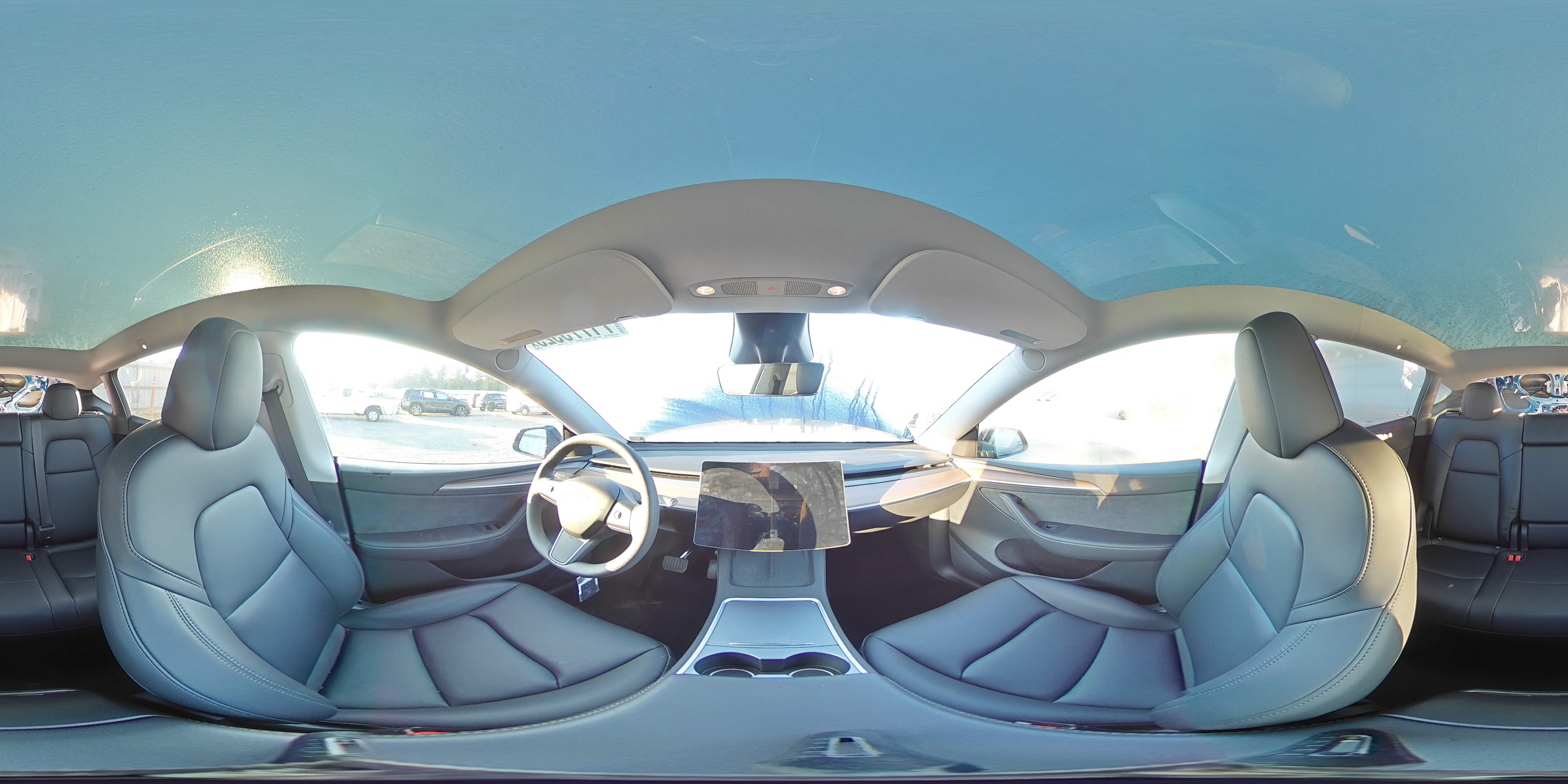 2024 Tesla Model Y VIN: 7SAYGDEE5RF199039 Lot: 71773525