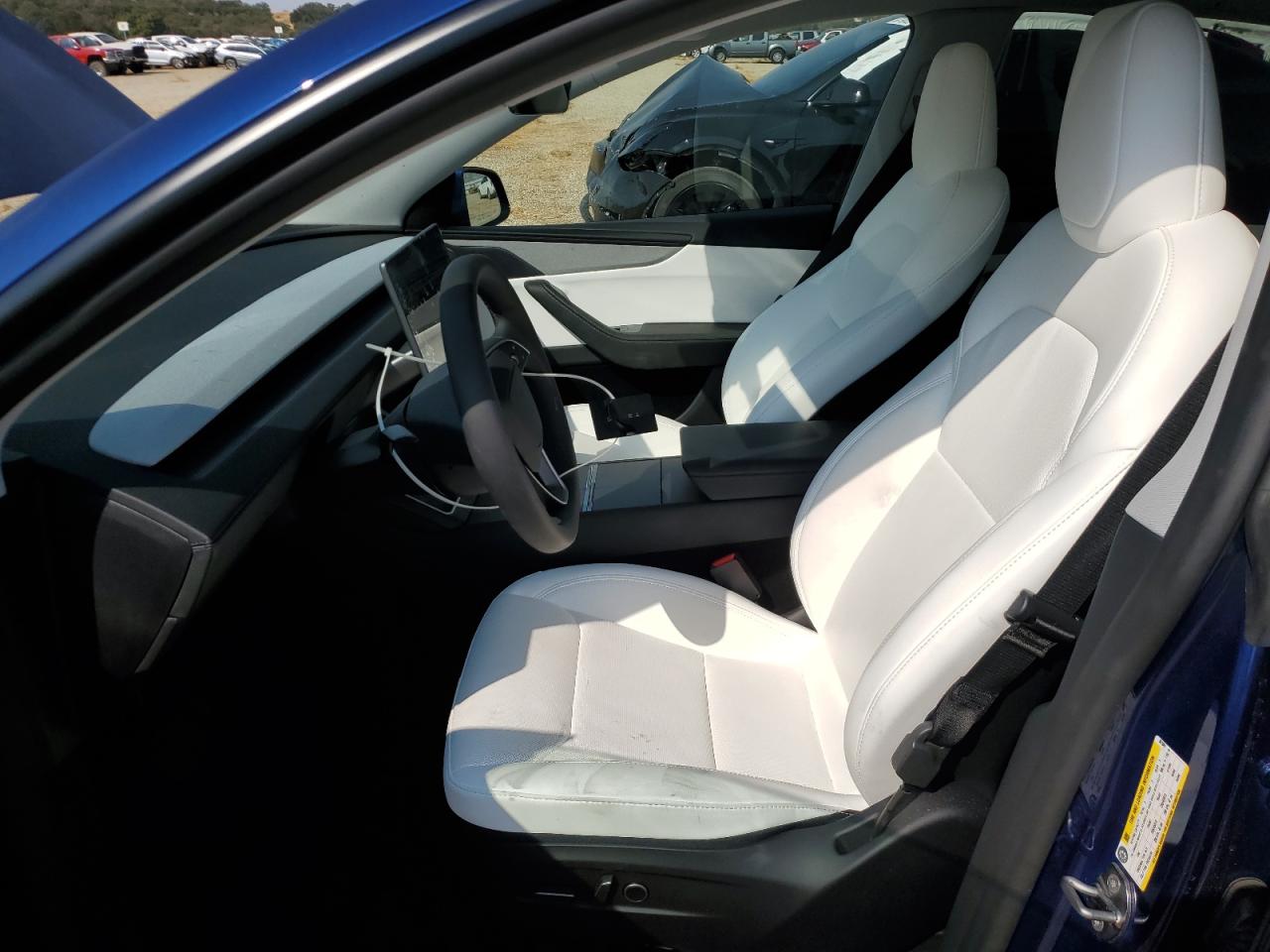 2026 Tesla Model Y VIN: 7SAYGDEEXTF361061 Lot: 71639935