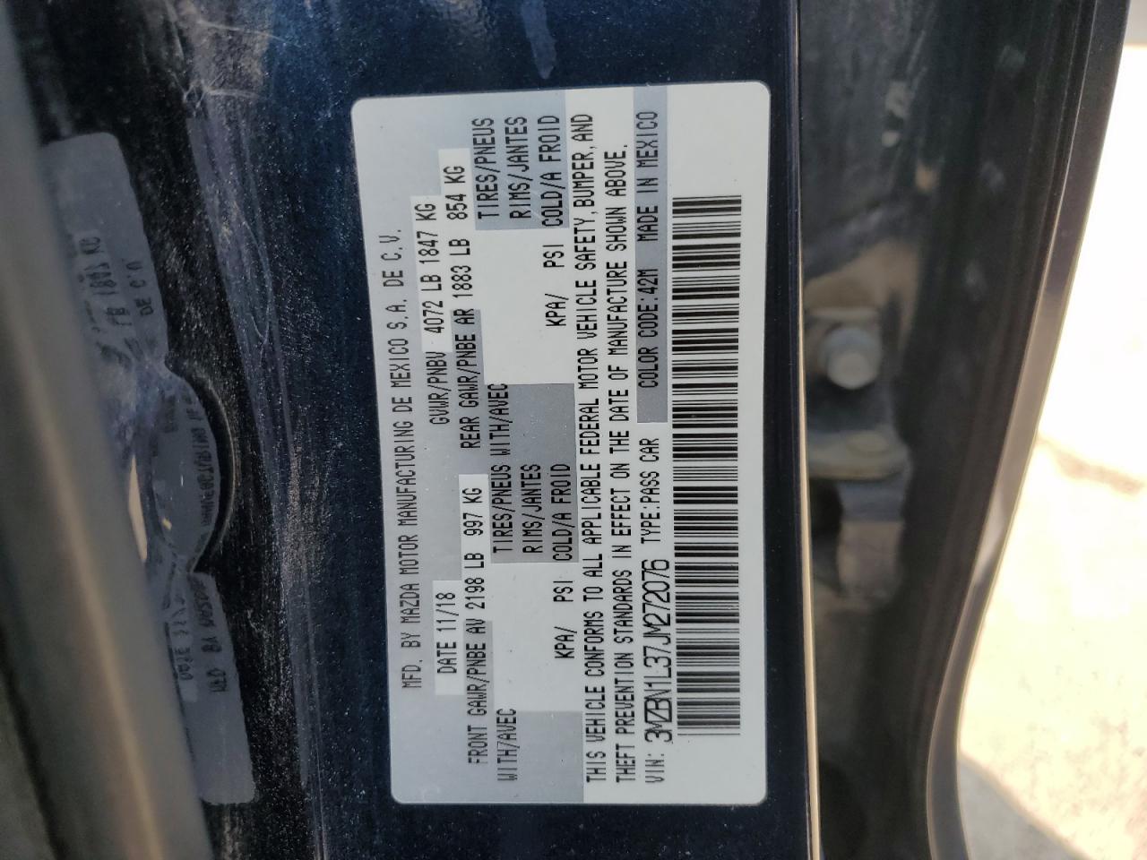 2018 Mazda 3 Touring VIN: 3MZBN1L37JM272076 Lot: 80547655