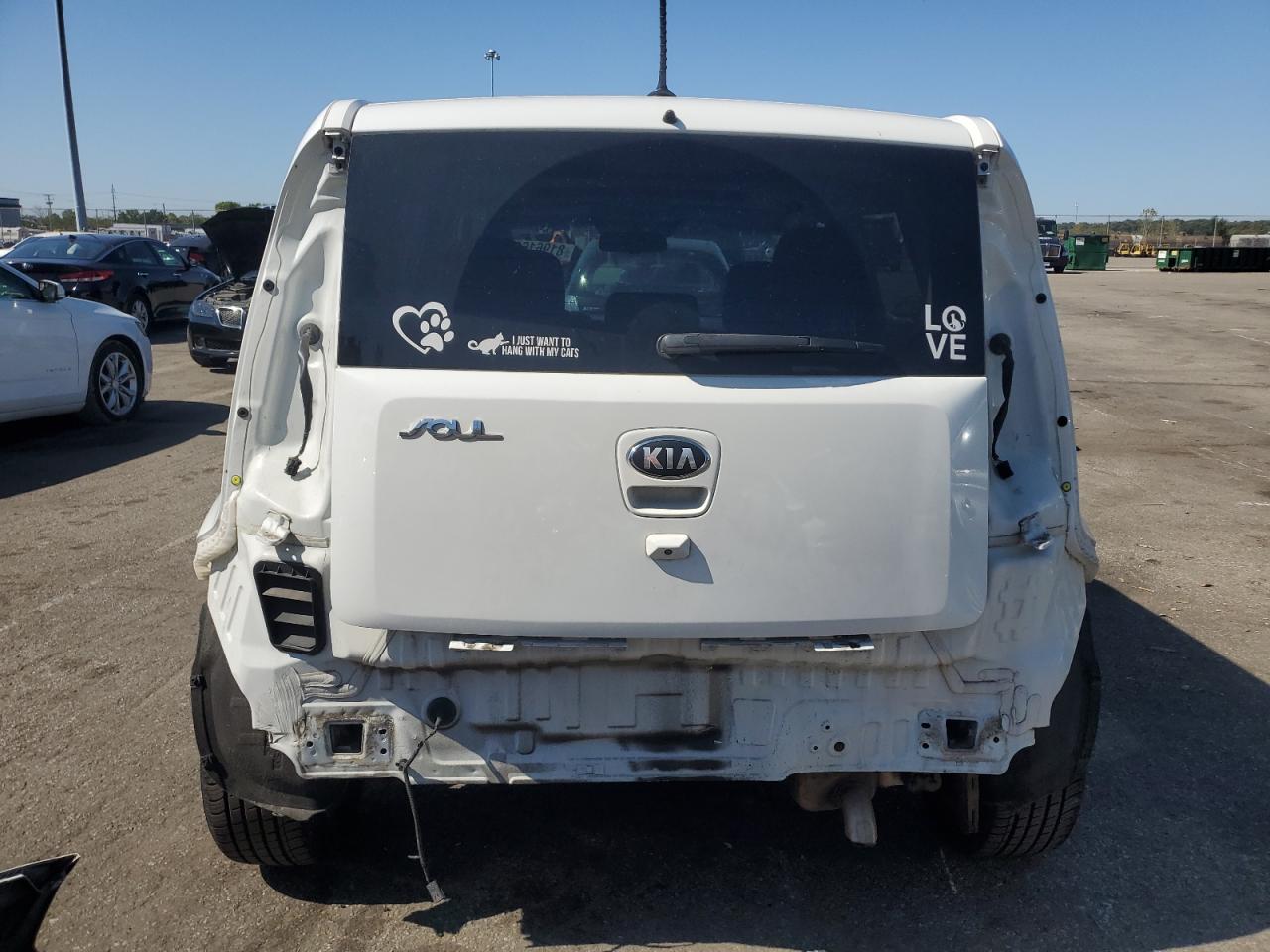 2013 Kia Soul + VIN: KNDJT2A65D7556764 Lot: 81961695
