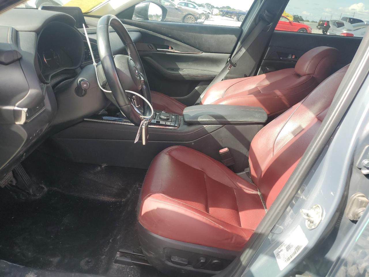 2022 Mazda Cx-30 Preferred VIN: 3MVDMBCL4NM413310 Lot: 81647545