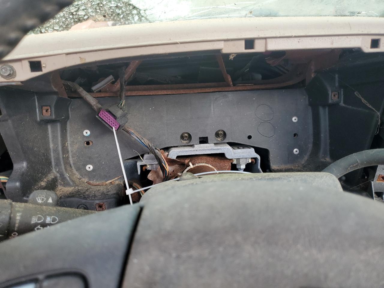 2005 Chevrolet Suburban K1500 VIN: 3GNFK16Z95G113939 Lot: 81970295