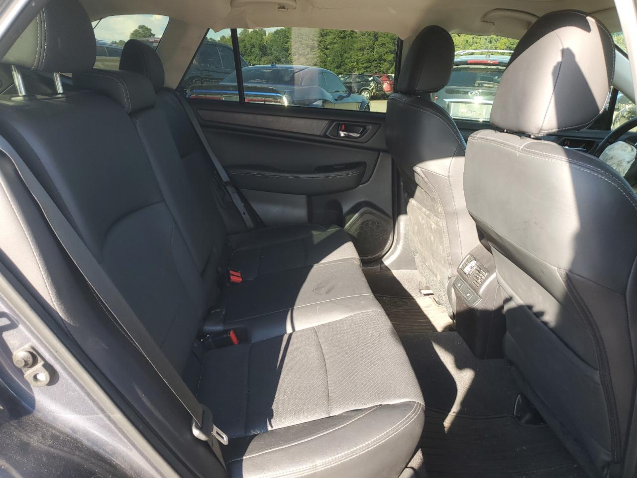 2017 Subaru Outback 2.5I Limited VIN: 4S4BSANC5H3411993 Lot: 84541835