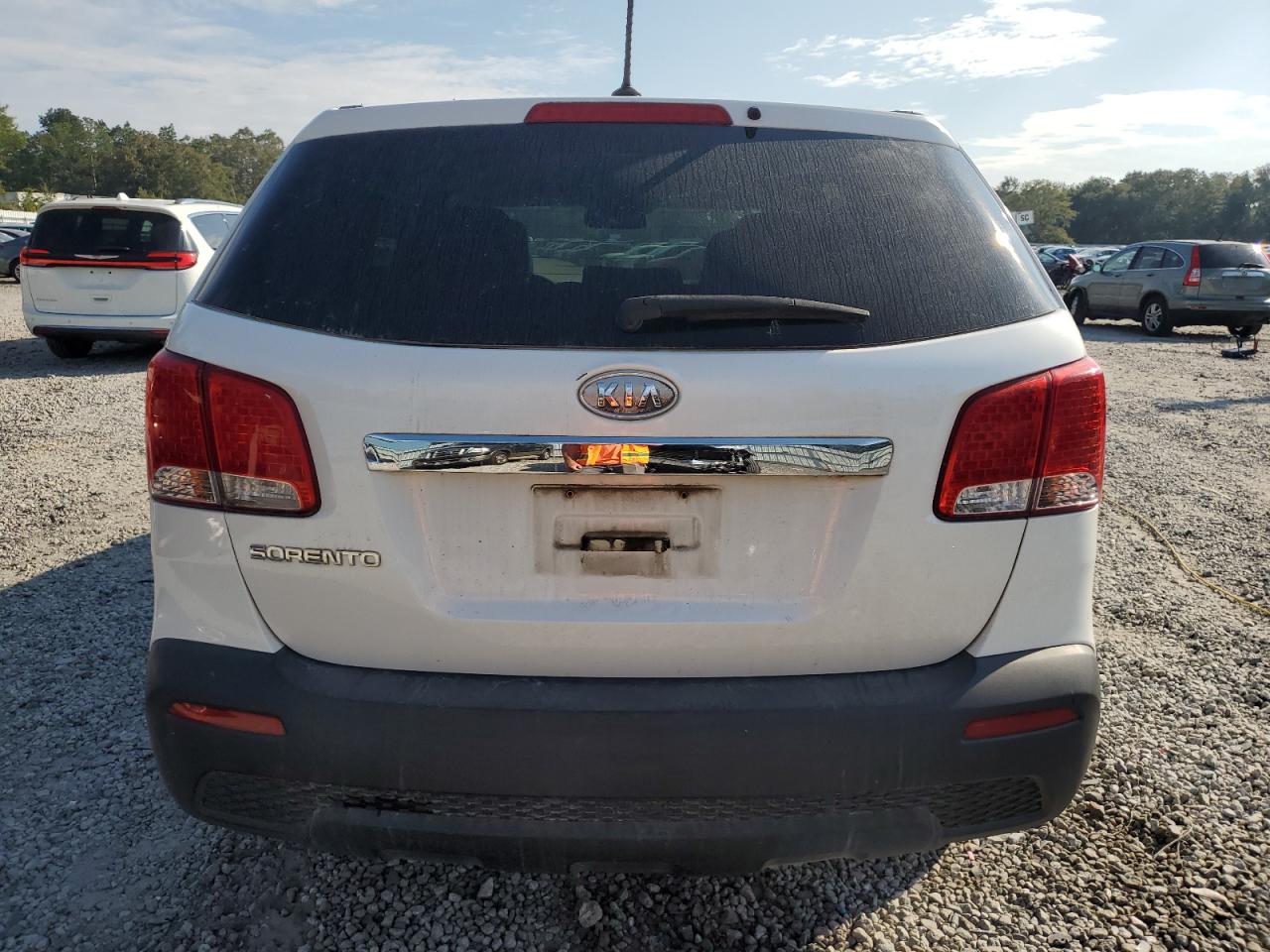 2011 Kia Sorento Base VIN: 5XYKTCA17BG174220 Lot: 72079905