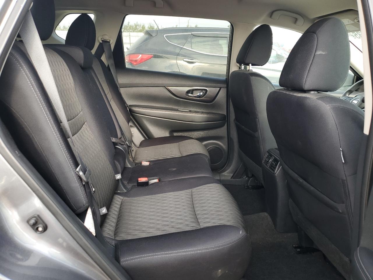 2017 Nissan Rogue Sv VIN: 5N1AT2MV8HC878925 Lot: 80785635