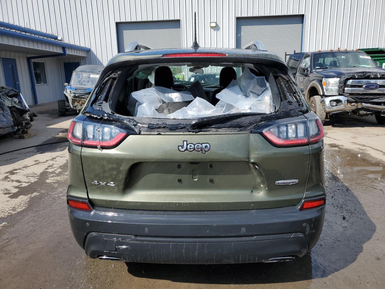 2019 Jeep Cherokee Latitude Plus VIN: 1C4PJMLX1KD271379 Lot: 72073975