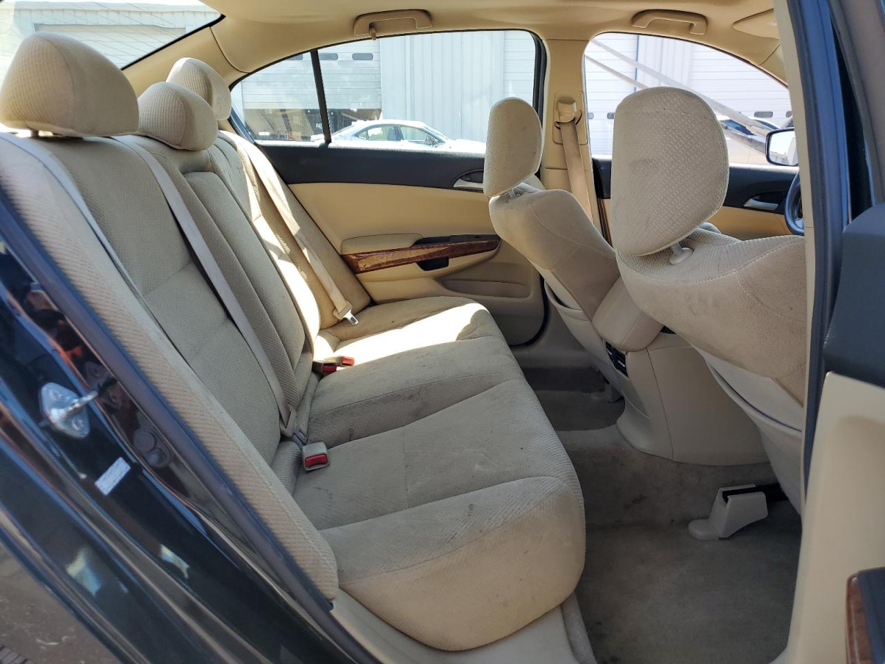 2011 Honda Accord Ex VIN: 1HGCP2E74BA123664 Lot: 80006825