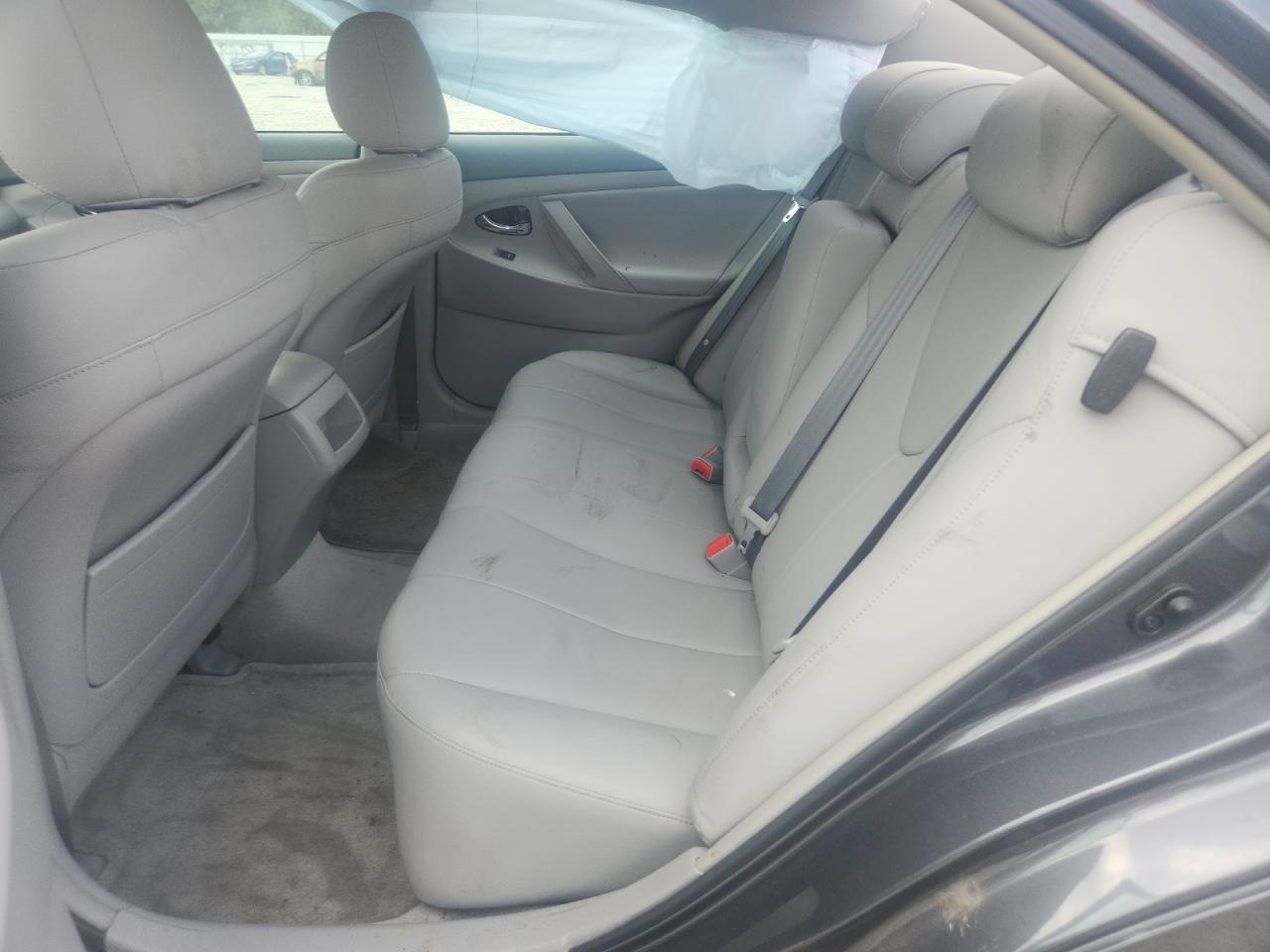 2010 Toyota Camry Base VIN: 4T1BF3EK2AU110380 Lot: 81767185