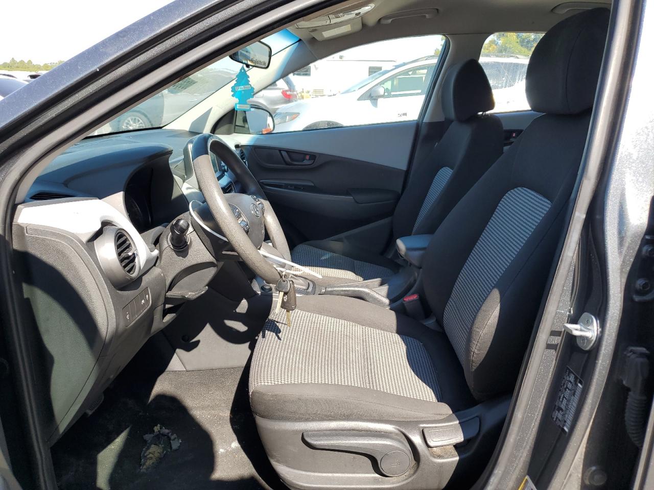 2021 Hyundai Kona Se VIN: KM8K12AA1MU640592 Lot: 71868685