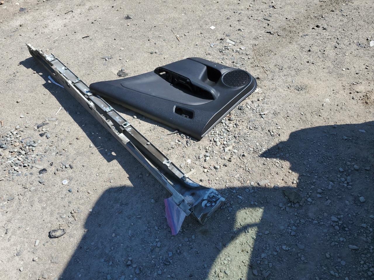 2018 Toyota Prius VIN: JTDKBRFU5J3061345 Lot: 81800985