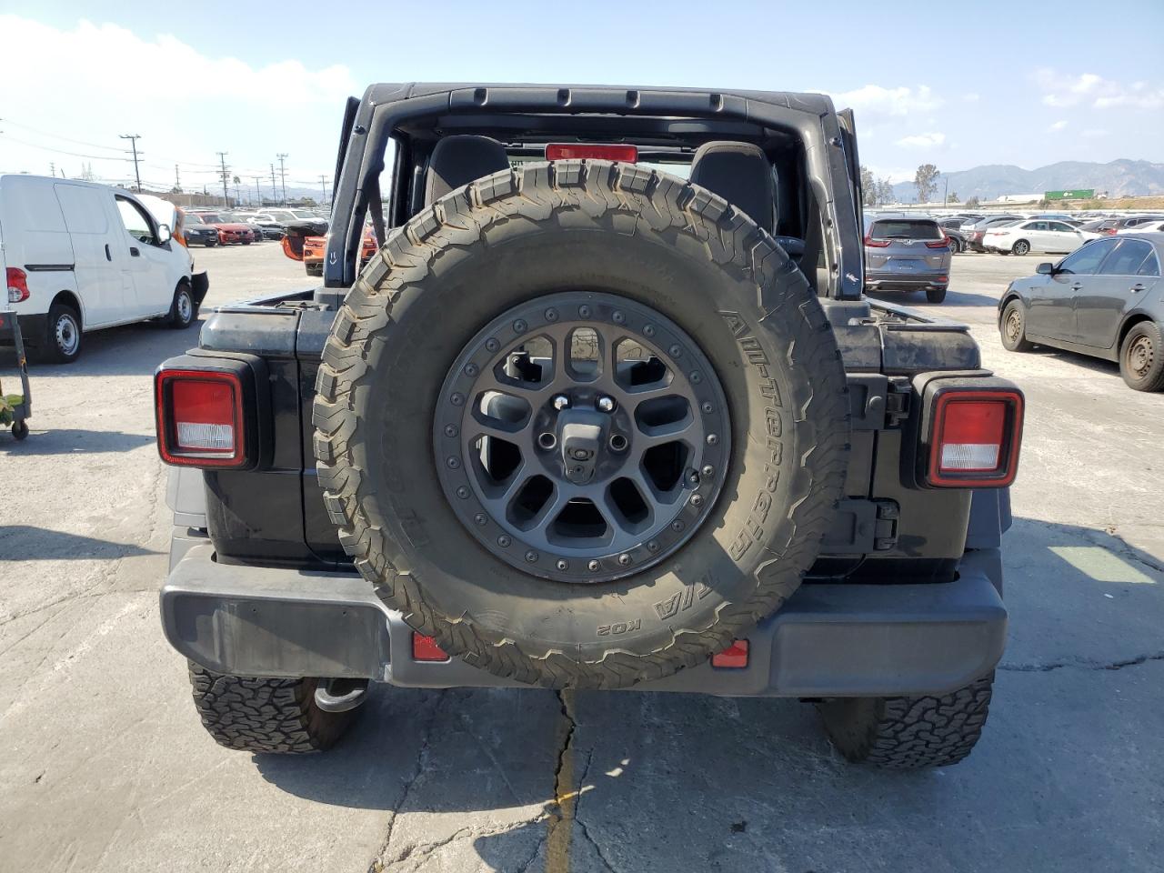 2022 Jeep Wrangler Unlimited Sport VIN: 1C4HJXDGXNW227281 Lot: 84272815