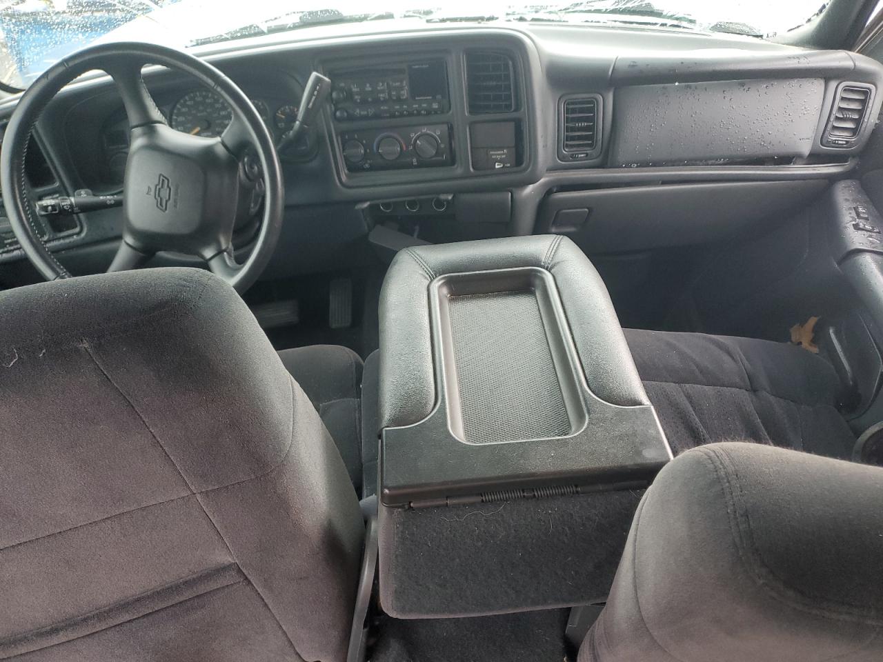 2002 Chevrolet Silverado C1500 VIN: 2GCEC19V421265237 Lot: 81722395