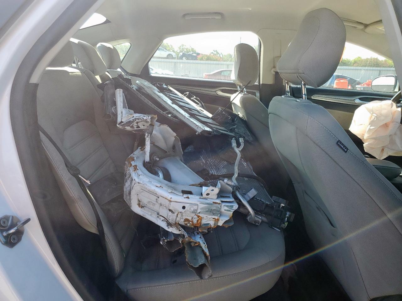 2020 Ford Fusion S VIN: 3FA6P0G73LR243580 Lot: 84242985