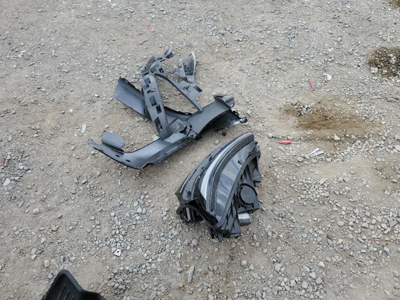 2026 Tesla Model Y VIN: 7SAYGDED5TF387106 Lot: 82029085