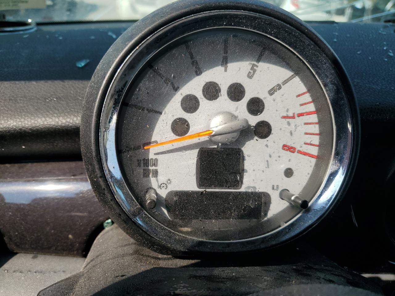 2008 Mini Cooper VIN: WMWMF33568TT59742 Lot: 81073105