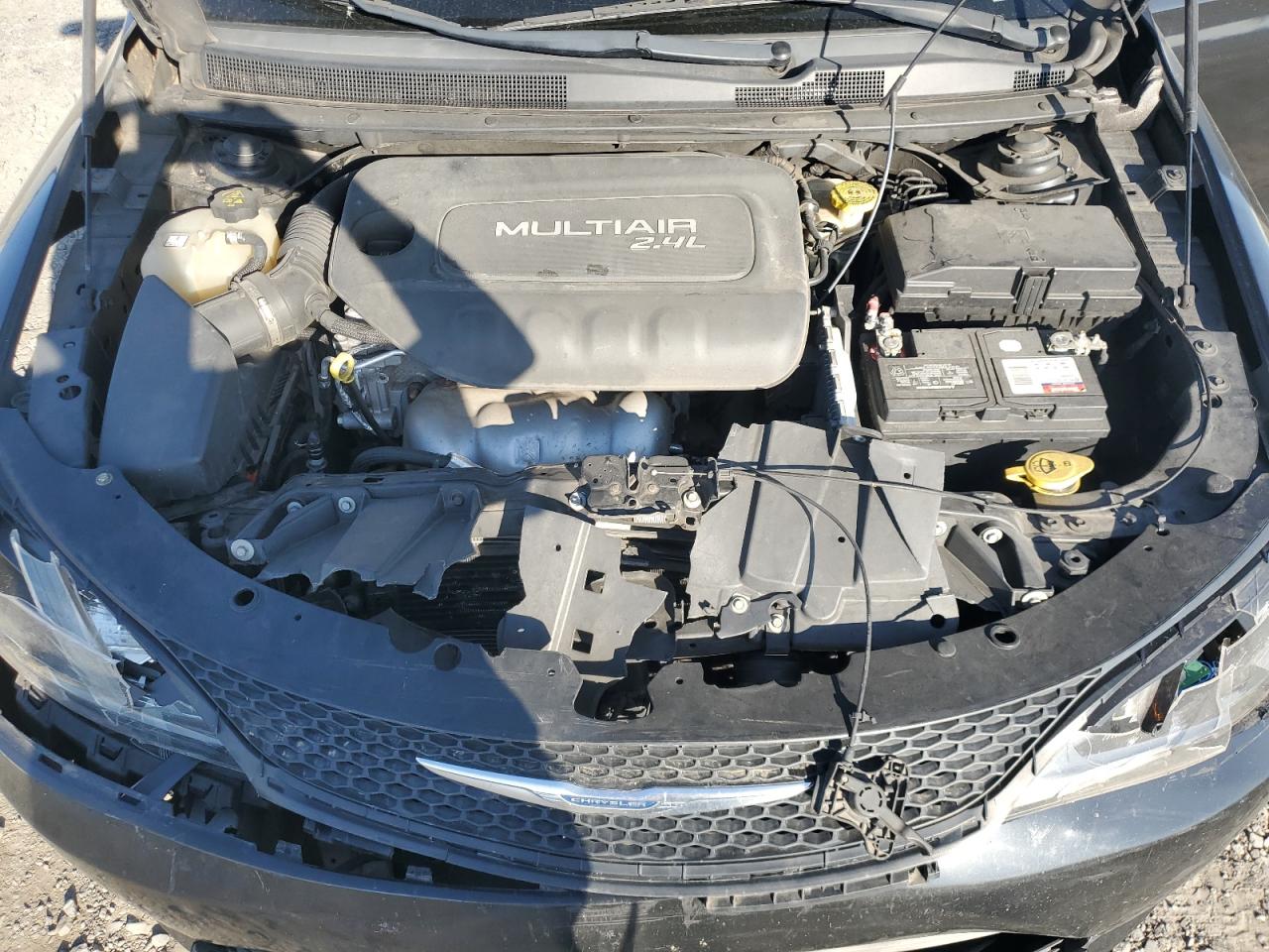 2015 Chrysler 200 Limited VIN: 1C3CCCAB5FN637858 Lot: 81469585