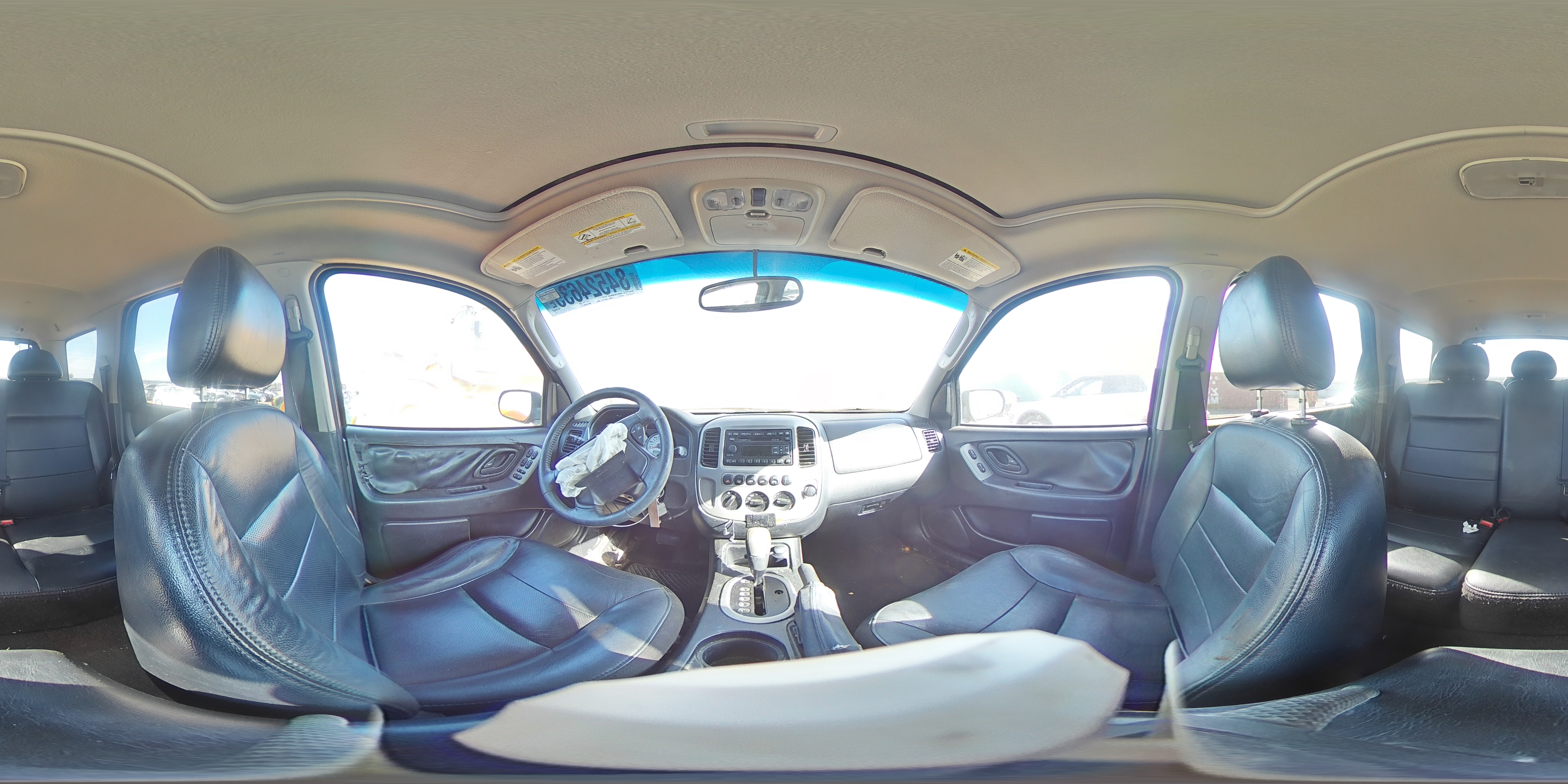 2005 Ford Escape Limited VIN: 1FMCU04195KC43088 Lot: 84524635