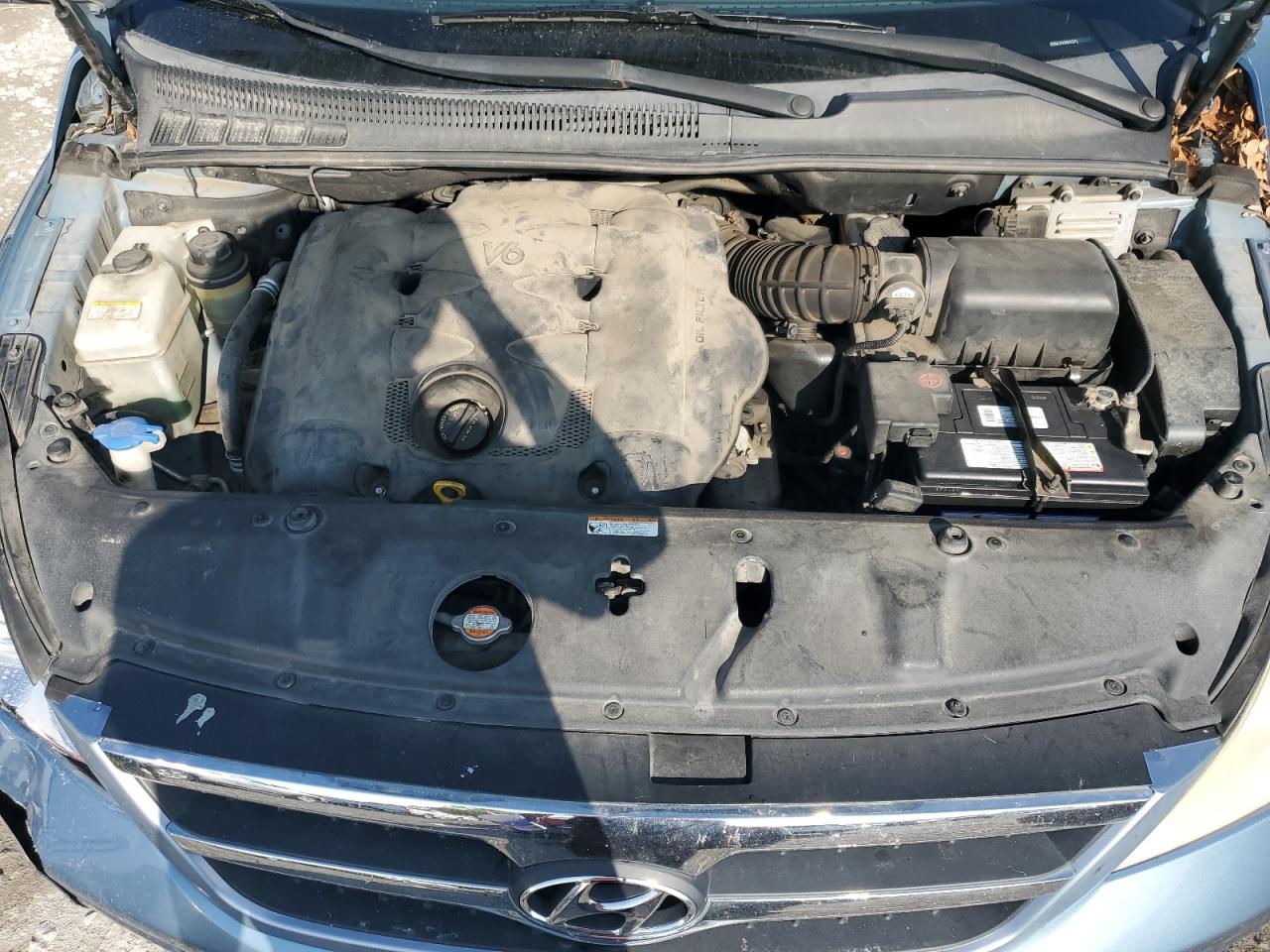 2008 Hyundai Entourage Gls VIN: KNDMC233586051979 Lot: 71410015