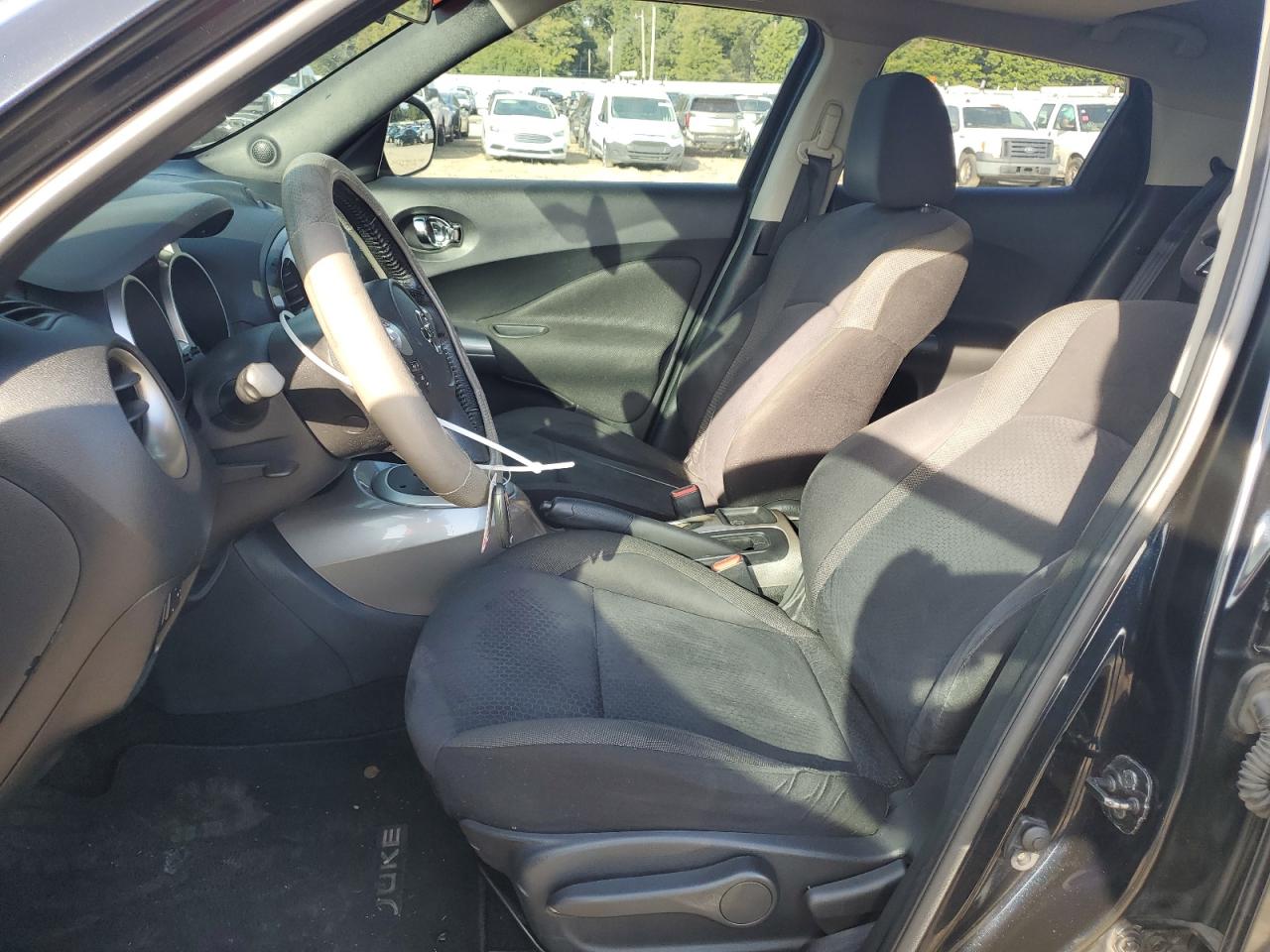 2011 Nissan Juke S VIN: JN8AF5MR4BT003031 Lot: 81909825