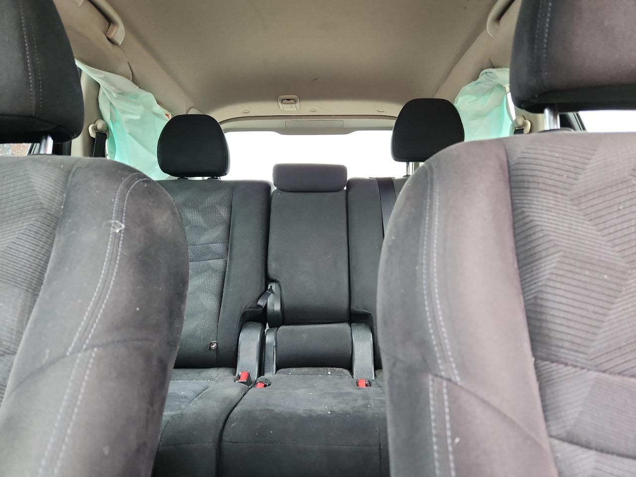 2015 Nissan Rogue S VIN: KNMAT2MT0FP521716 Lot: 82111015