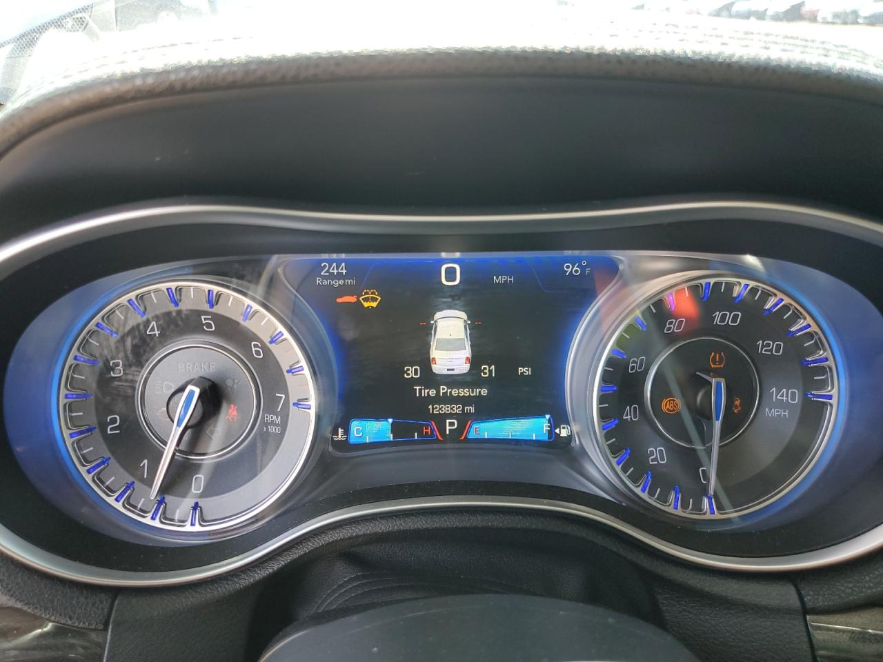 2016 Chrysler 300 Limited VIN: 2C3CCARG7GH230431 Lot: 81580425