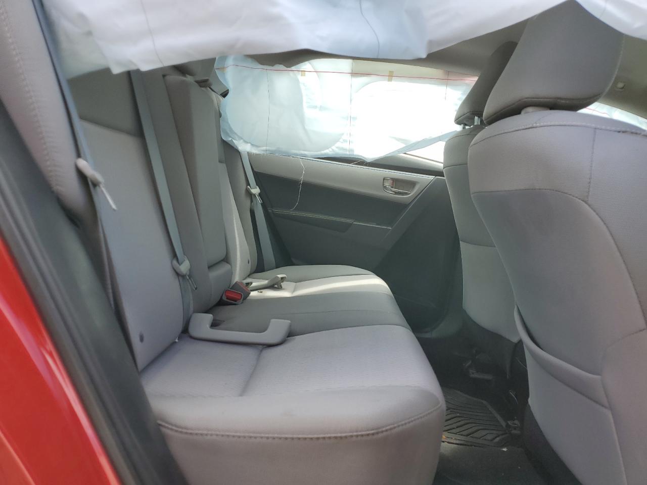 2015 Toyota Corolla L VIN: 5YFBURHE3FP325001 Lot: 81913735