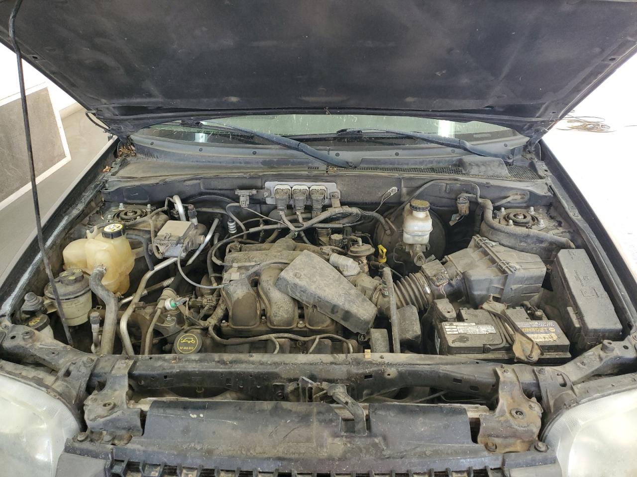 2005 Ford Escape Xlt VIN: 1FMYU931X5KA56762 Lot: 84283295