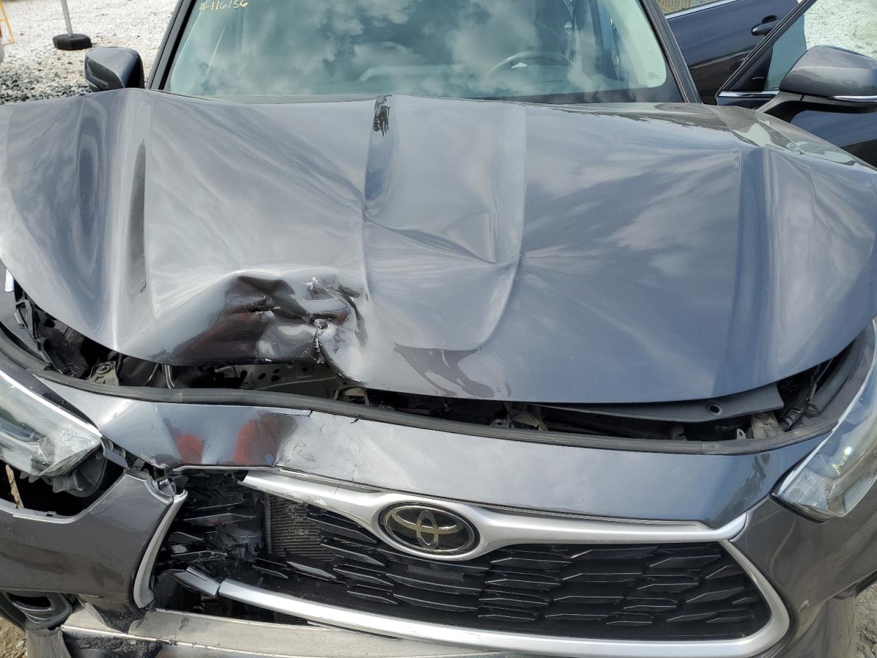 2021 Toyota Highlander L VIN: 5TDBZRBHXMS116136 Lot: 83849595