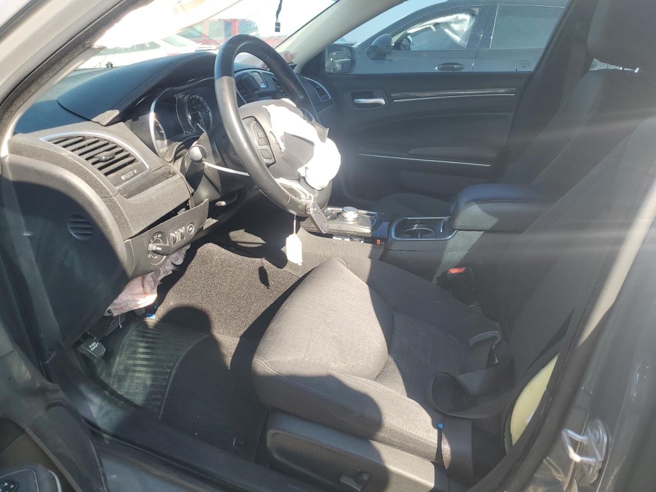 2019 Chrysler 300 Touring VIN: 2C3CCARGXKH691082 Lot: 80534645