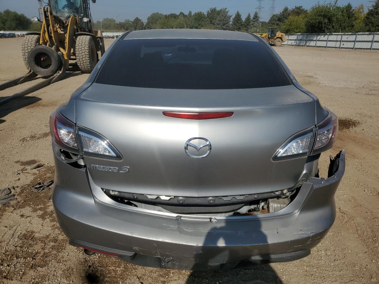 2011 Mazda 3 I VIN: JM1BL1VG2B1496802 Lot: 81381325