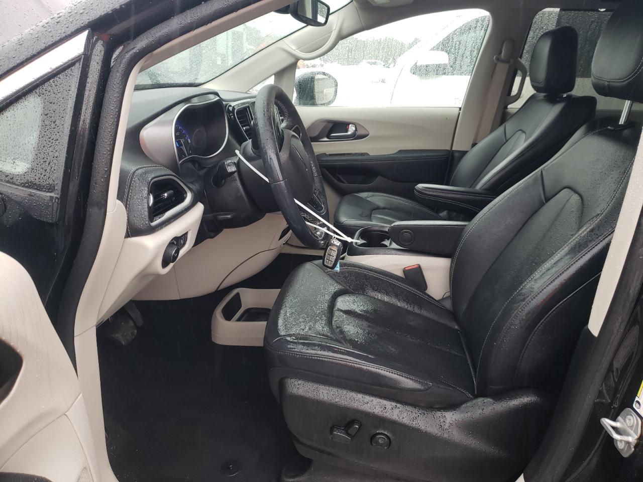 2022 Chrysler Pacifica Touring L VIN: 2C4RC1BG5NR126592 Lot: 81113415