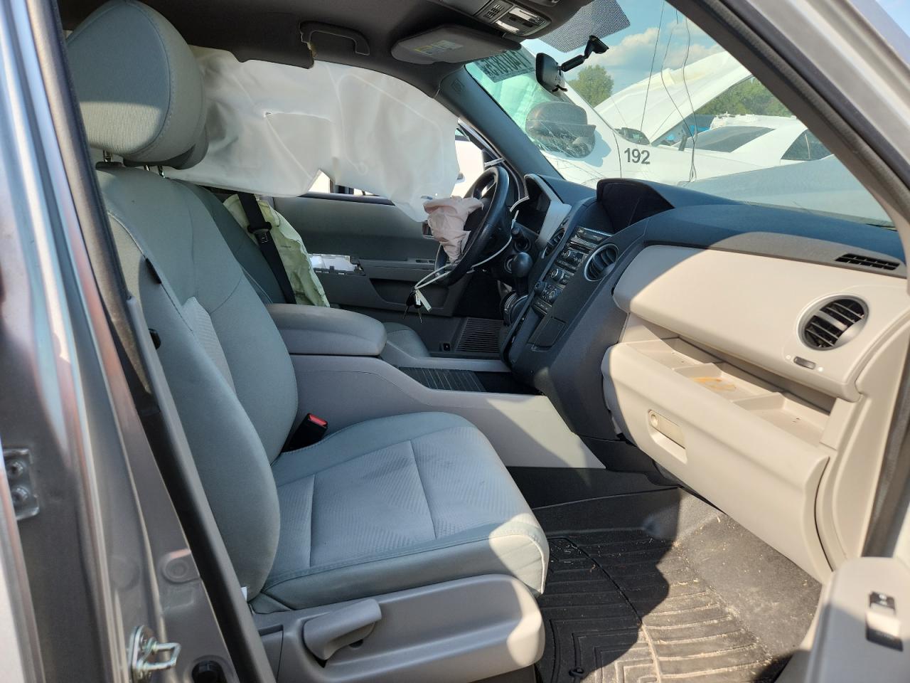 2014 Honda Pilot Lx VIN: 5FNYF3H28EB006758 Lot: 71407875