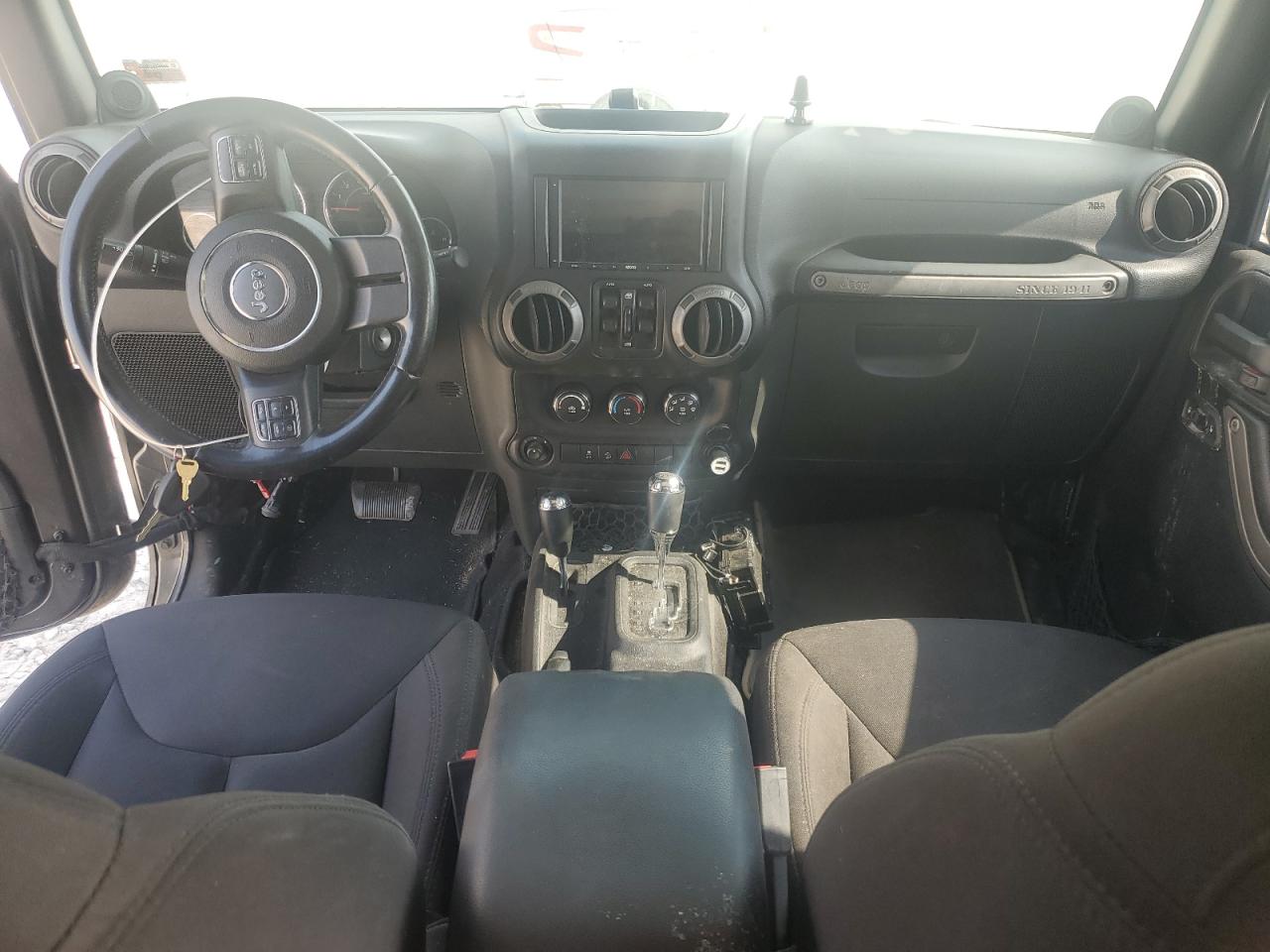 2014 Jeep Wrangler Unlimited Sport VIN: 1C4BJWDG2EL298248 Lot: 71043195