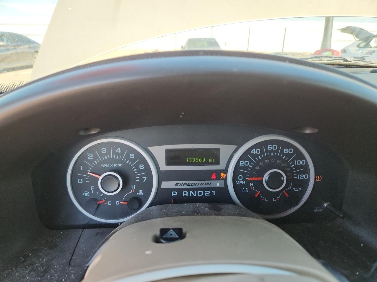 2007 Ford Expedition Xlt VIN: 1FMPU15596LA16374 Lot: 81109635