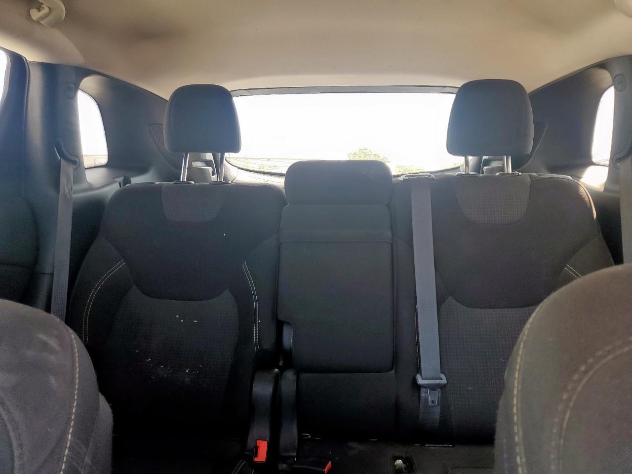 2016 Jeep Cherokee Latitude VIN: 1C4PJLCB5GW265417 Lot: 71215655