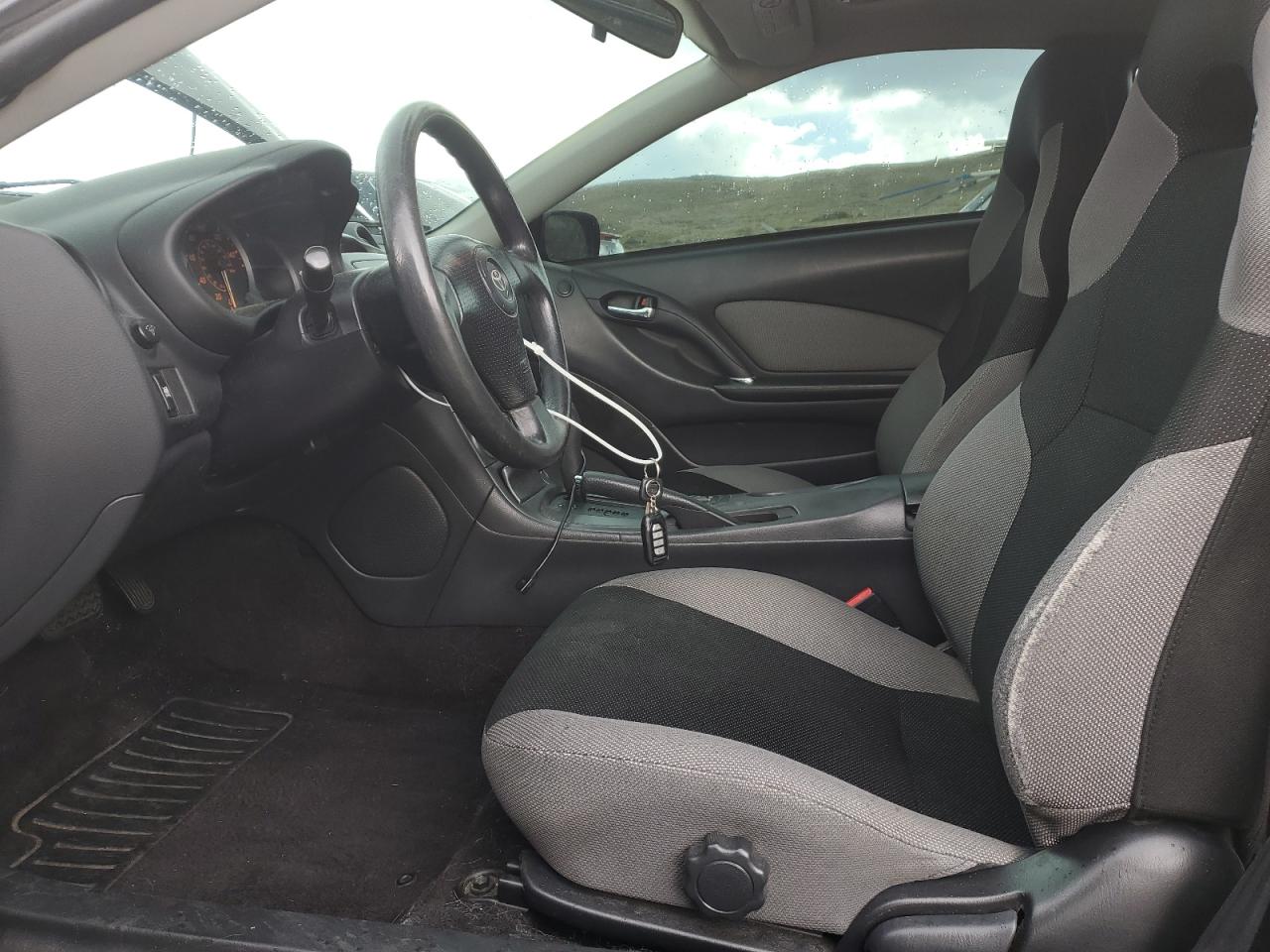 2004 Toyota Celica Gt VIN: JTDDR32T240177901 Lot: 80685835