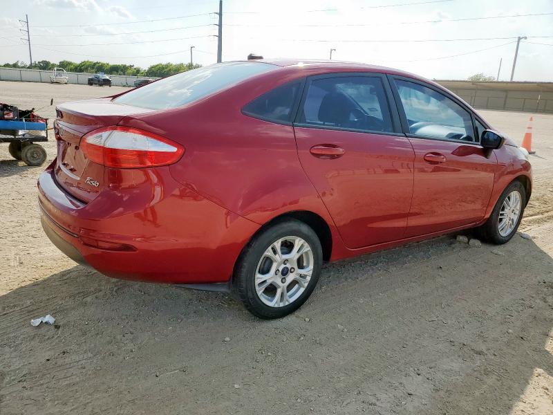 Sedans FORD FIESTA 2017 Czerwony