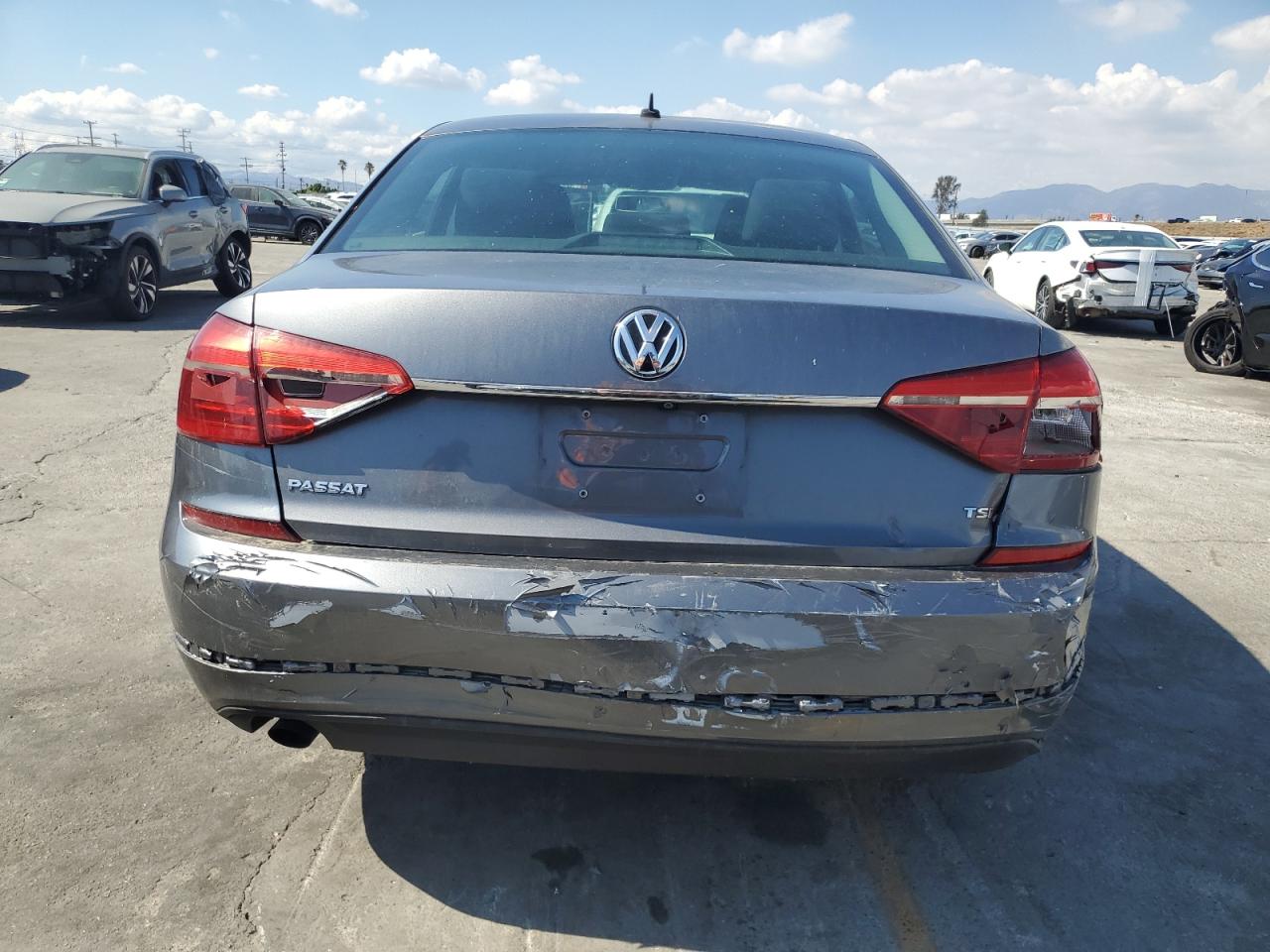 2016 Volkswagen Passat S VIN: 1VWAT7A3XGC019982 Lot: 81713005