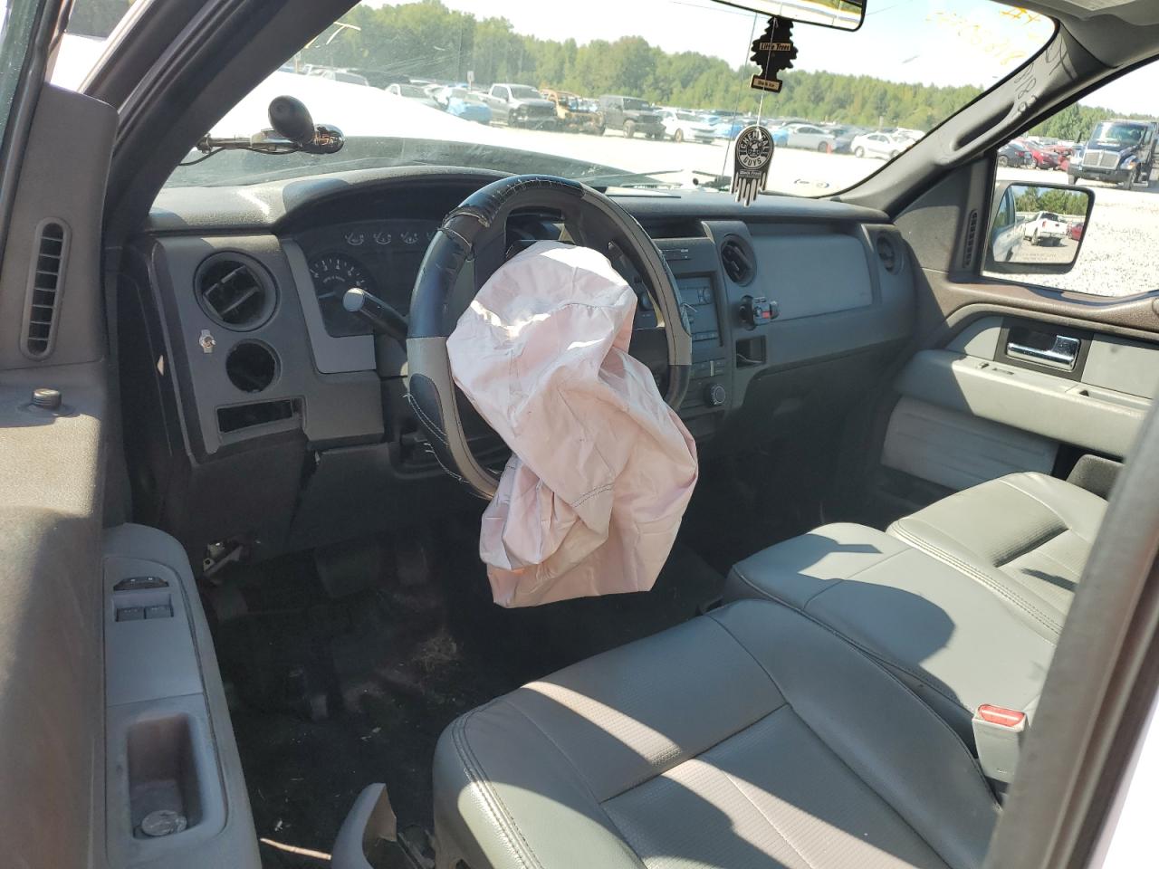 2013 Ford F150 VIN: 1FTNF1CF6DKF06050 Lot: 81820525