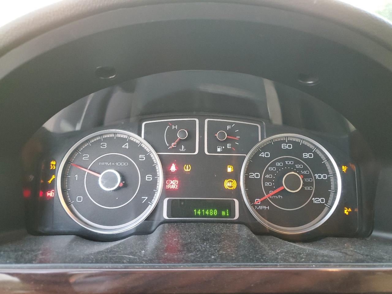 2008 Ford Taurus Sel VIN: 1FAHP24W88G170740 Lot: 82033445