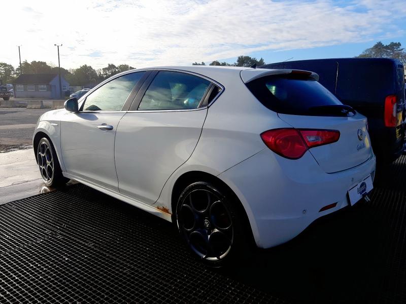 2010 ALFA ROMEO GIULIETTA VELOCE M-AIR TB 1.4 TB MULTIAIR VELOCE 5DR