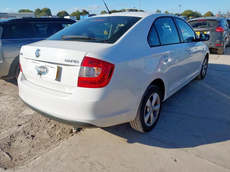 2013 SKODA RAPID SE TDI CR 