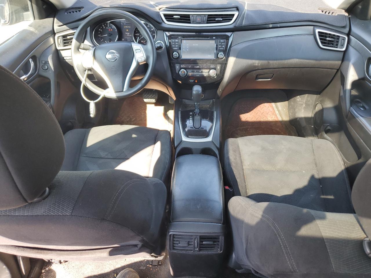 2015 Nissan Rogue S VIN: 5N1AT2MT3FC810267 Lot: 80873725