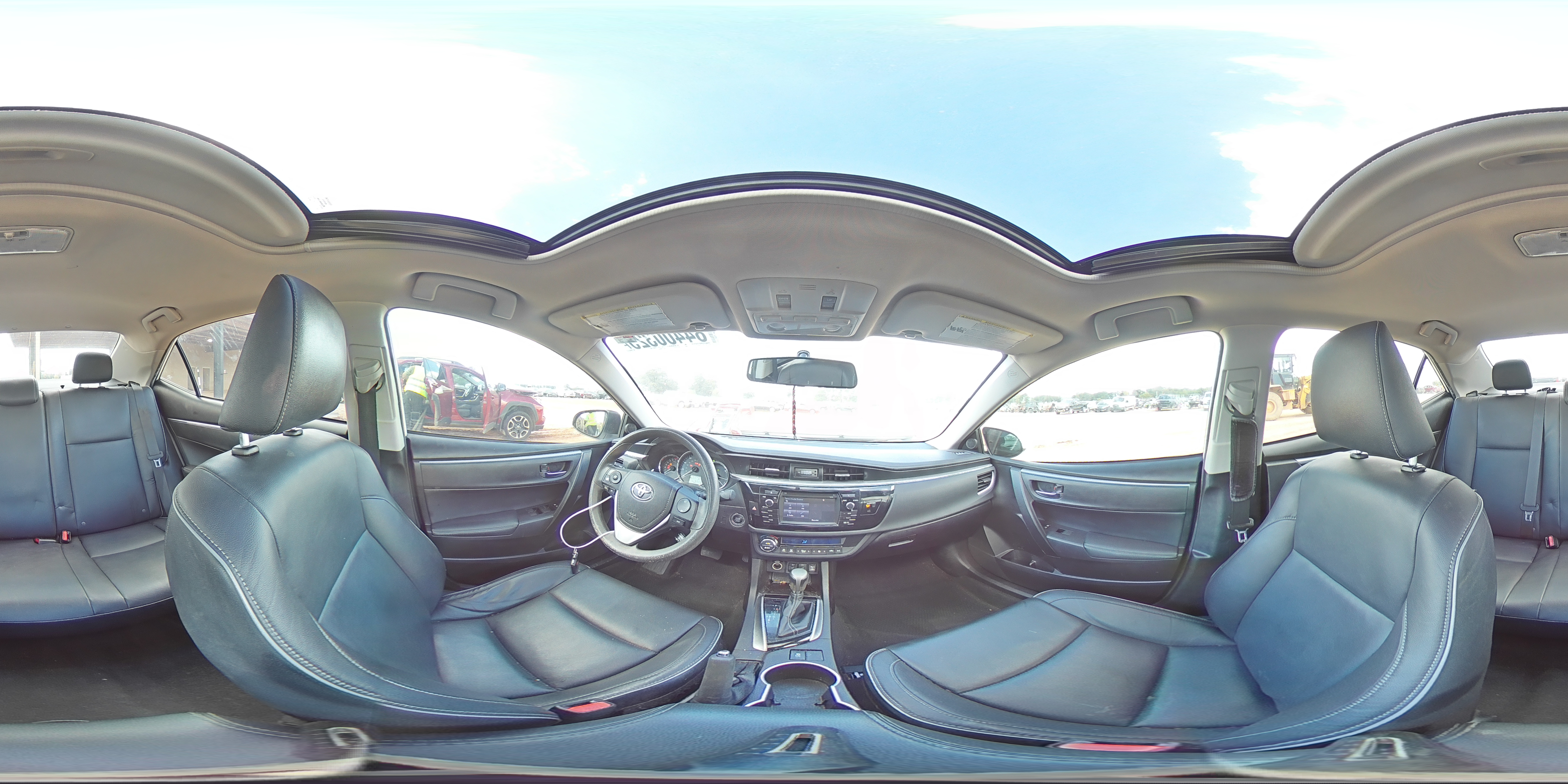 2014 Toyota Corolla L VIN: 5YFBURHEXEP038950 Lot: 84400325