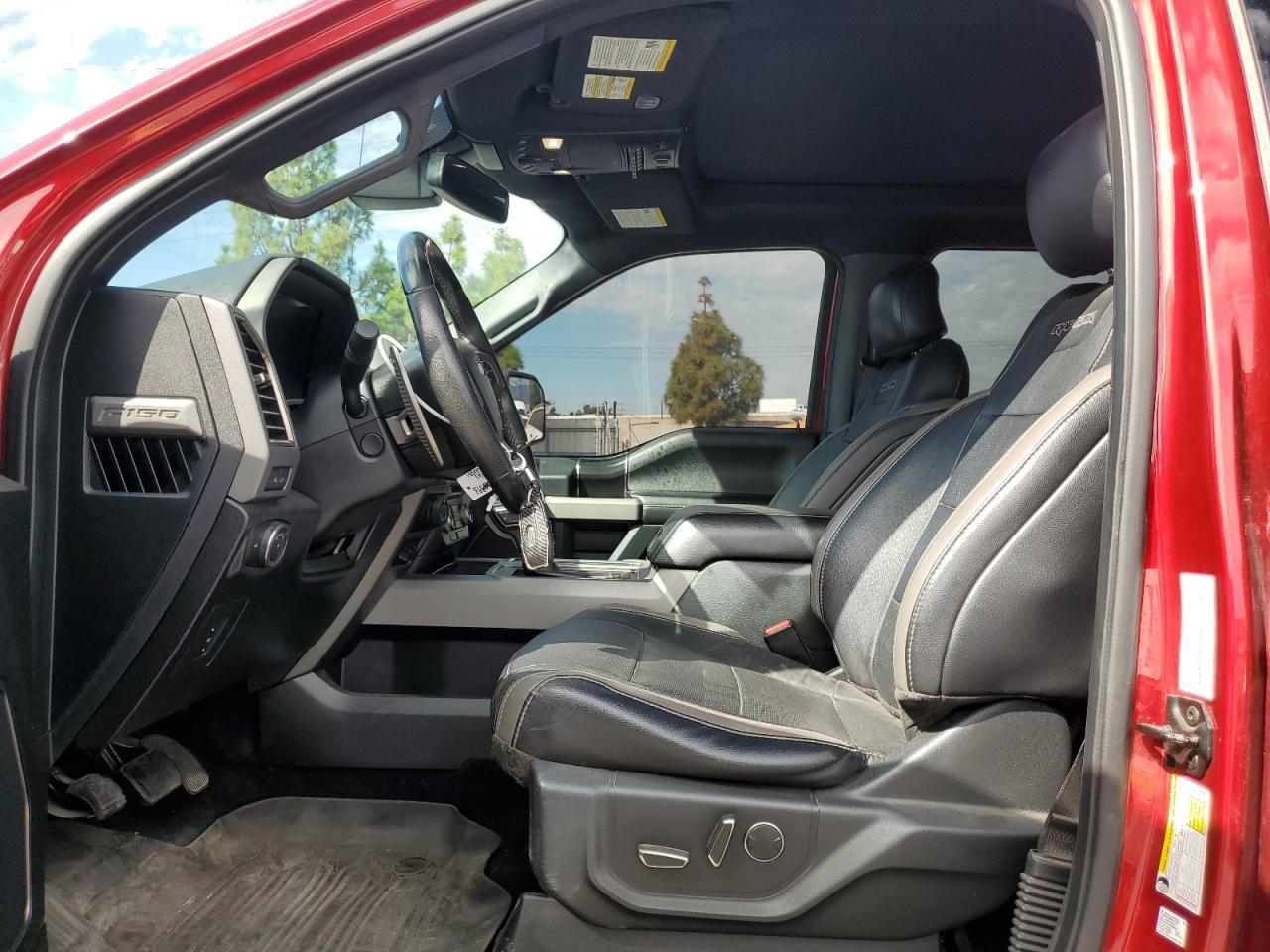 2017 Ford F150 Raptor VIN: 1FTFW1RG2HFC52596 Lot: 81553625