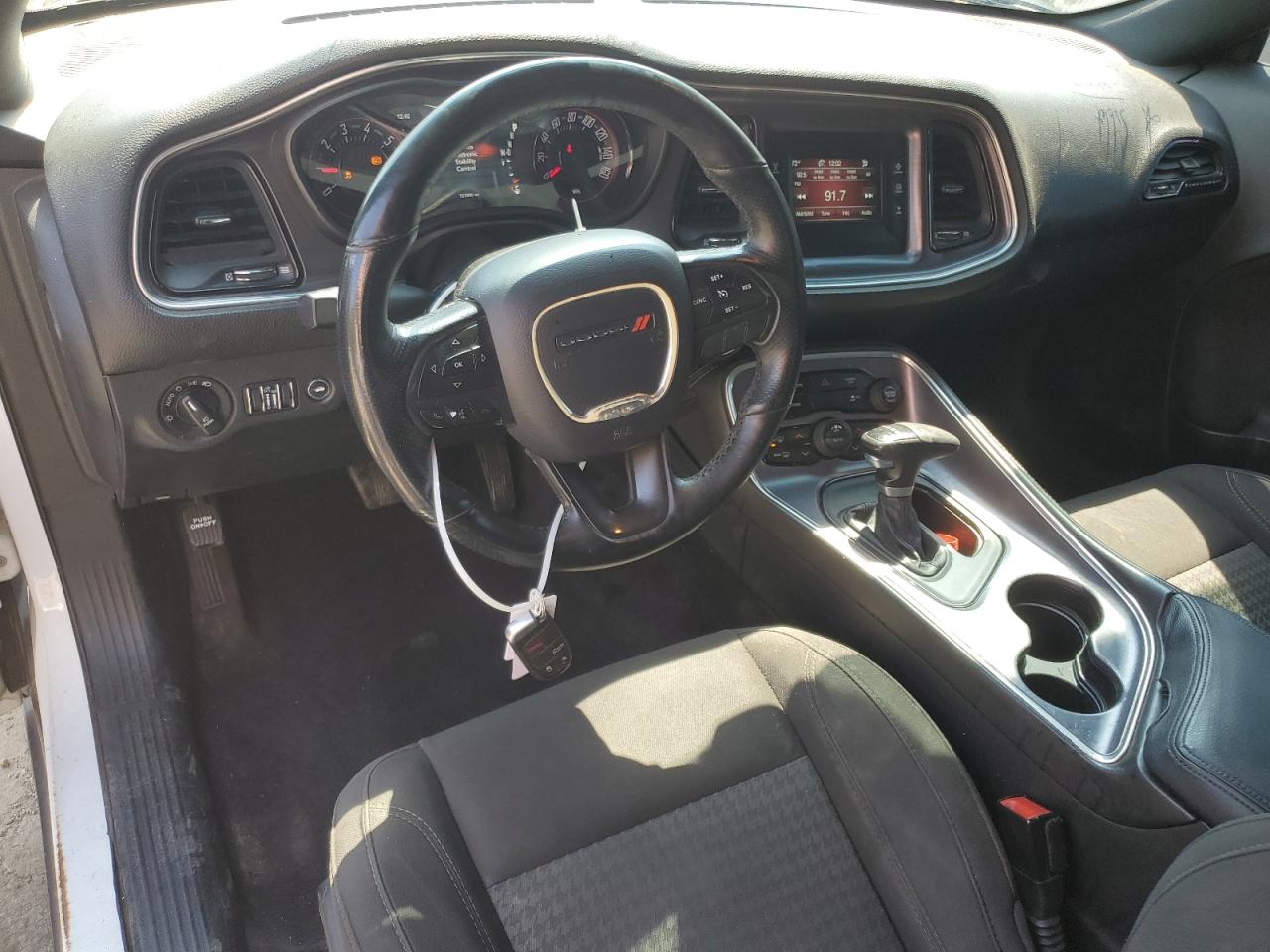 2017 Dodge Challenger R/T VIN: 2C3CDZBT2HH604447 Lot: 80787525