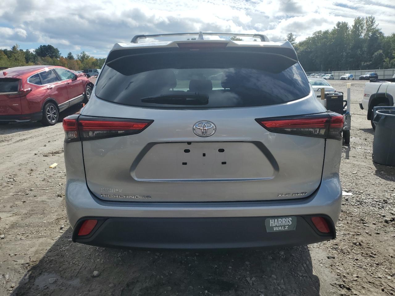 2022 Toyota Highlander Xle VIN: 5TDHZRBH5NS588711 Lot: 72043085
