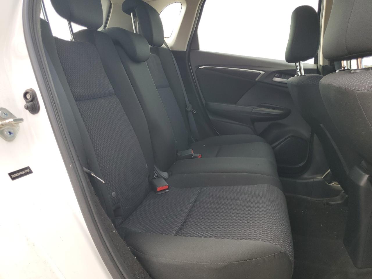 2019 Honda Fit Lx VIN: 3HGGK5H4XKM710585 Lot: 82031095